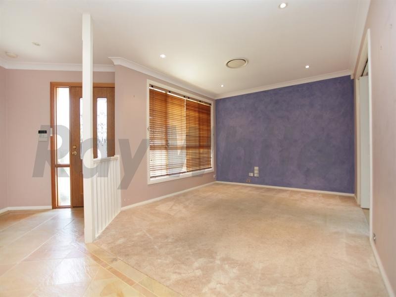 33 Marcus Clarke Crescent, Glenmore Park NSW 2745