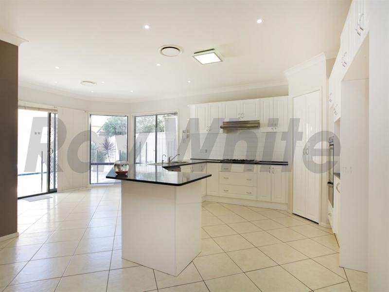 25 Lakewood Terrace, Glenmore Park NSW 2745