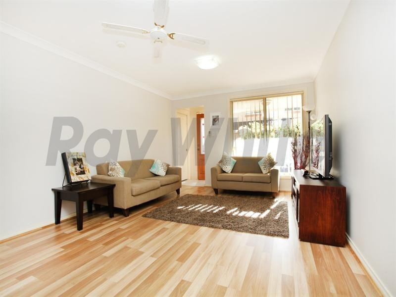 8/7 Peter Court, Jamisontown NSW 2750