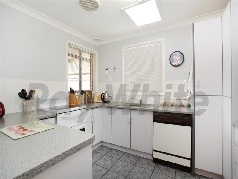 40 Deborah Crescent, Cambridge Park NSW 2747