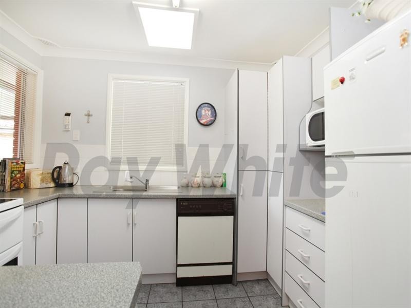 40 Deborah Crescent, Cambridge Park NSW 2747