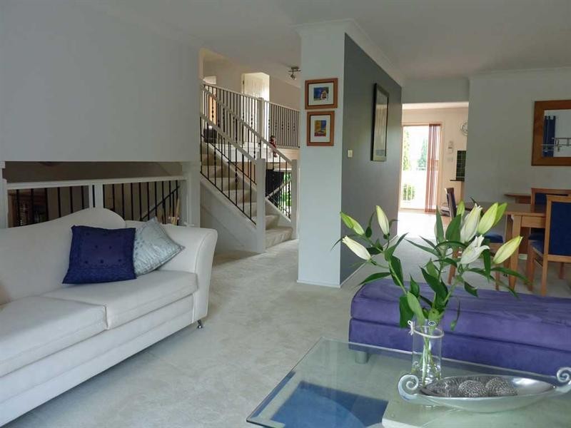 11 Lakewood Terrace, Glenmore Park NSW 2745