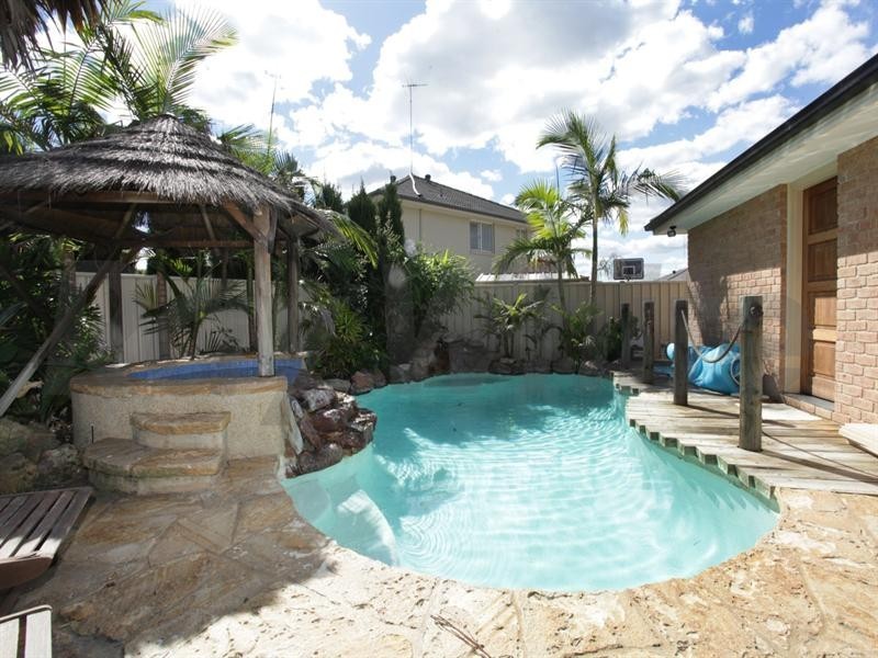 21 Lakewood Terrace, Glenmore Park NSW 2745