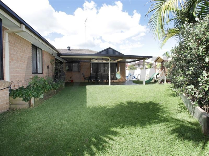 21 Lakewood Terrace, Glenmore Park NSW 2745