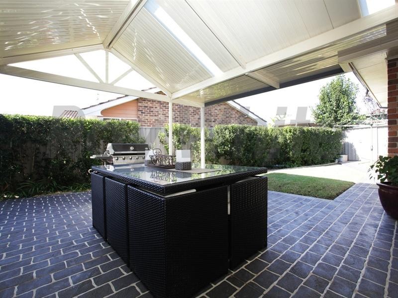 32 Kenneth Slessor Drive, Glenmore Park NSW 2745