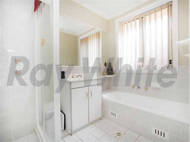 1 Corvus Close, Glenmore Park NSW 2745