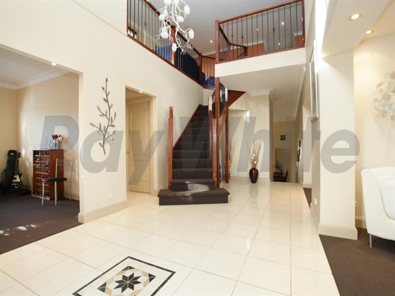 8 Jacaranda Terrace, Glenmore Park NSW 2745