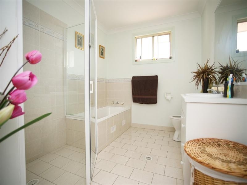 25 Fairywren Close, Glenmore Park NSW 2745