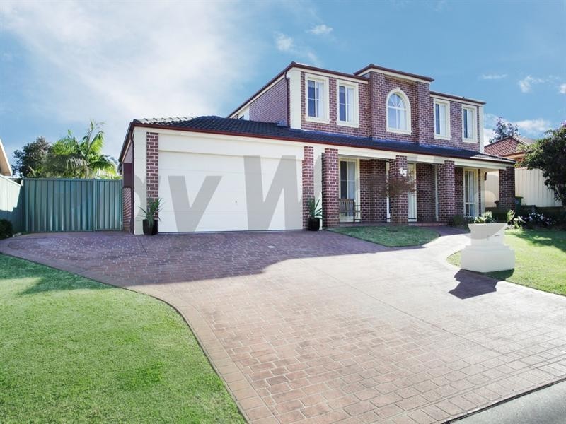 15 Dunna Place, Glenmore Park NSW 2745