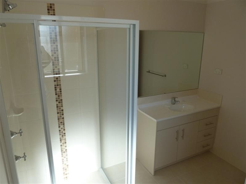 1 Blue View Terrace, Glenmore Park NSW 2745