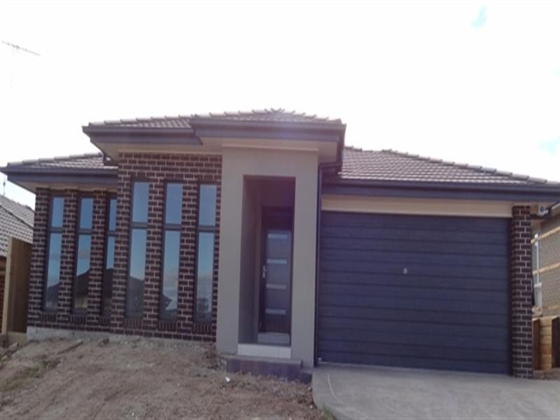 51 Glenmore Ridge Road, Glenmore Park NSW 2745