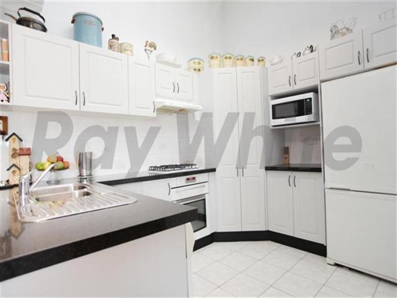 44 Aberdeen Circuit, Glenmore Park NSW 2745