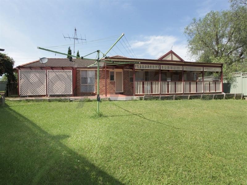 19 Kulaman Crescent, Glenmore Park NSW 2745