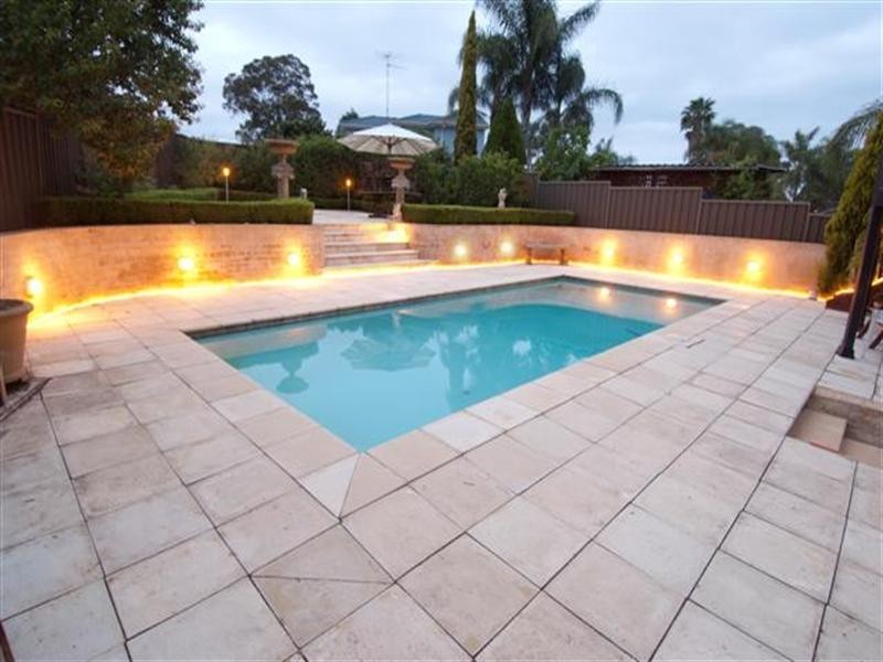 4 Kiparra Crescent, South Penrith NSW 2750