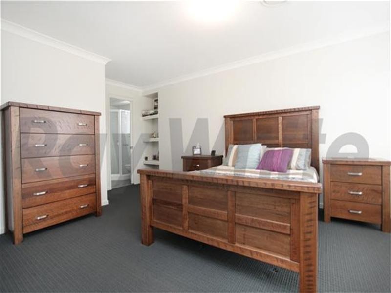 4 Curlew Court, Glenmore Park NSW 2745