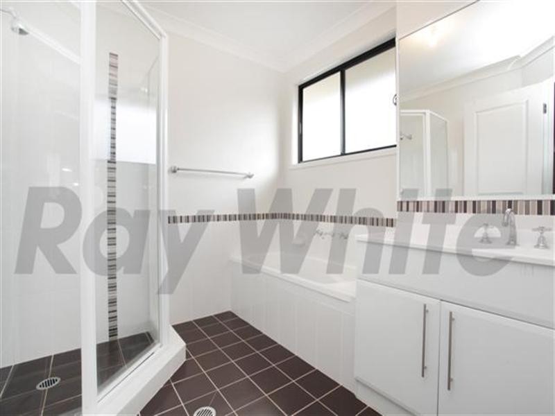 4 Curlew Court, Glenmore Park NSW 2745