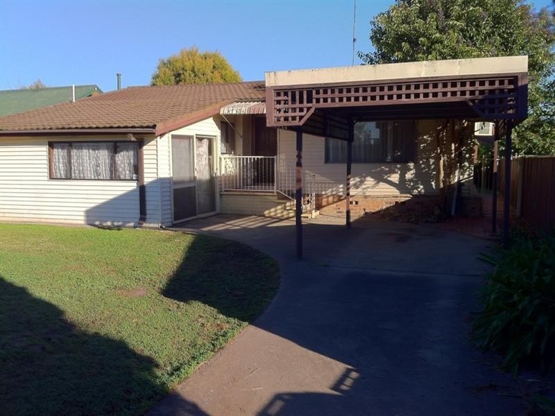 203 Mulgoa Road, Jamisontown NSW 2750