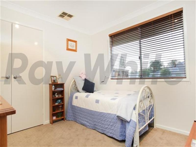 23 Yellowgum Close, Glenmore Park NSW 2745