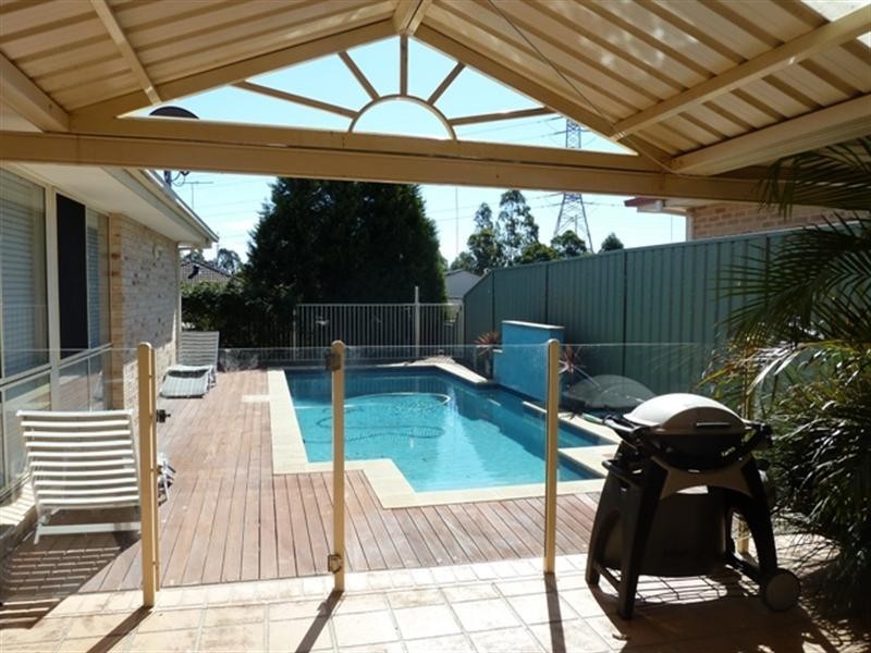 18 Condor Place, Glenmore Park NSW 2745