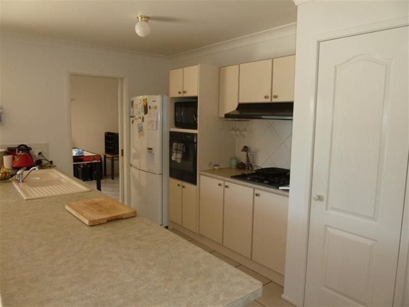 18 Condor Place, Glenmore Park NSW 2745