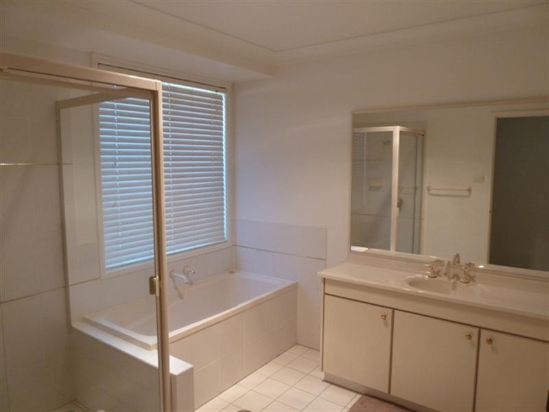 18 Condor Place, Glenmore Park NSW 2745