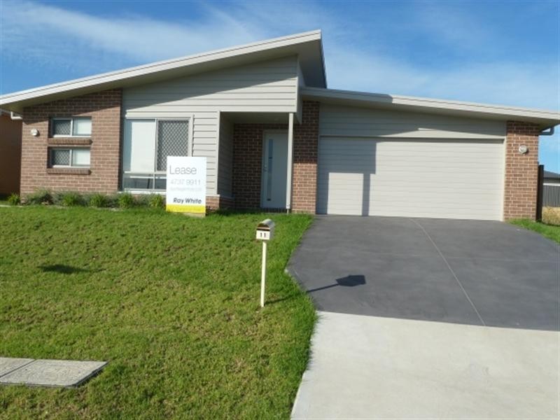 11 Glenmore Ridge Drive, Glenmore Park NSW 2745