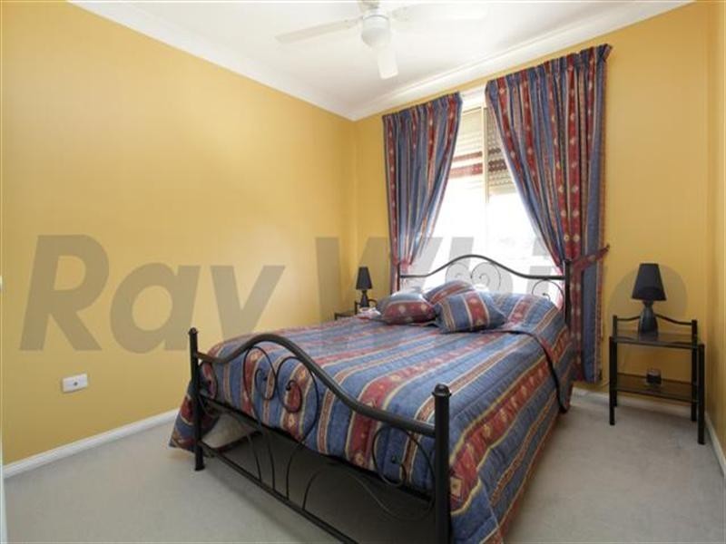 16 Wisteria Close, Glenmore Park NSW 2745