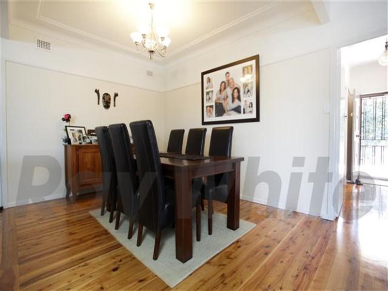 2 Darling Street, Penrith NSW 2750