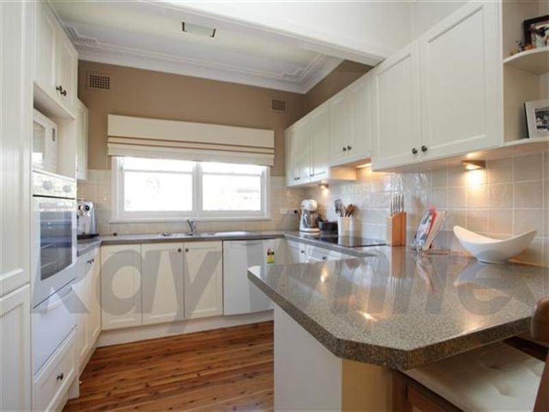 2 Darling Street, Penrith NSW 2750