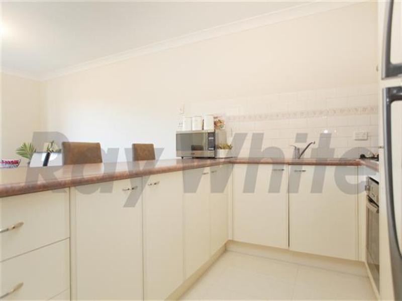 4/113 The Lakes Drive, Glenmore Park NSW 2745