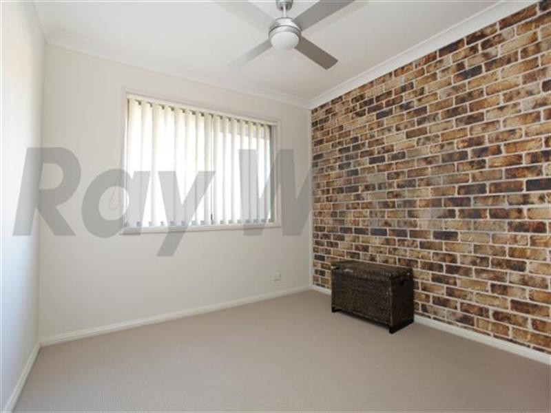 4/113 The Lakes Drive, Glenmore Park NSW 2745