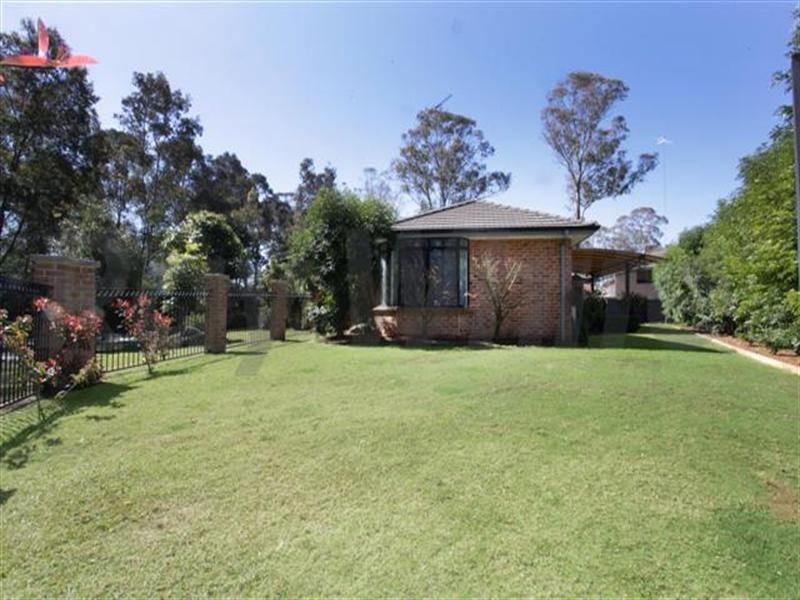 7 Woodbrook Grove, Glenmore Park NSW 2745