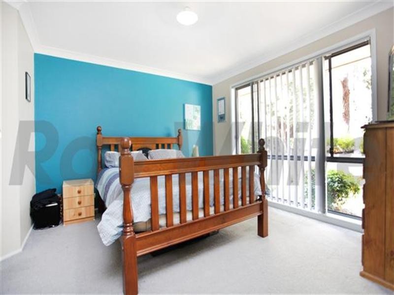 6 Carnoustie Place, Glenmore Park NSW 2745