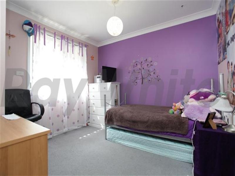 6 Carnoustie Place, Glenmore Park NSW 2745