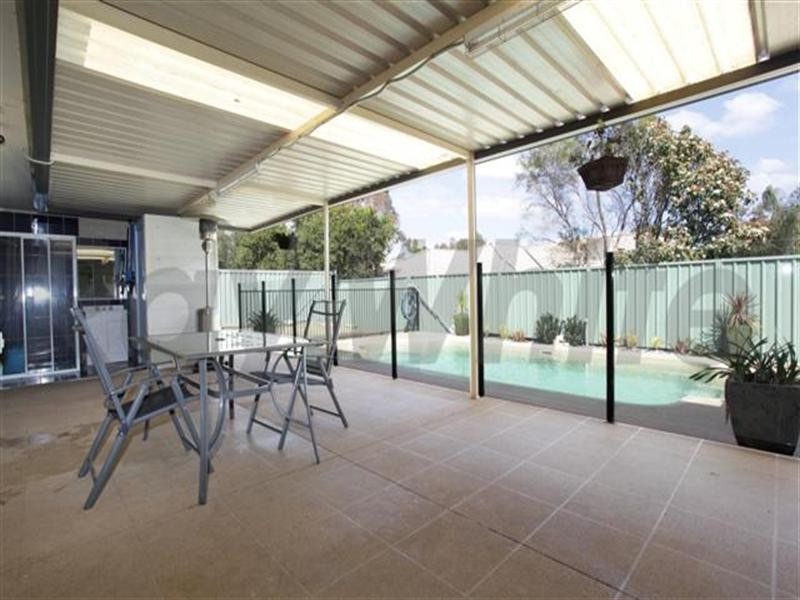 6 Carnoustie Place, Glenmore Park NSW 2745