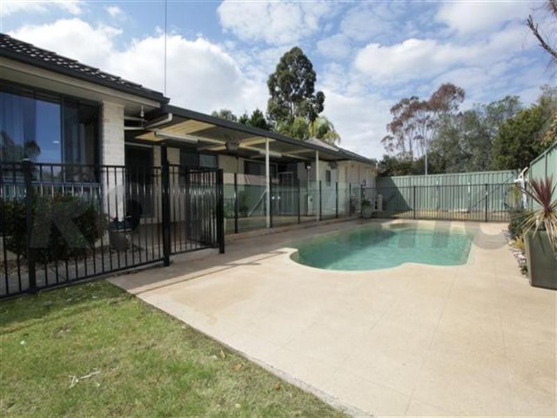 6 Carnoustie Place, Glenmore Park NSW 2745