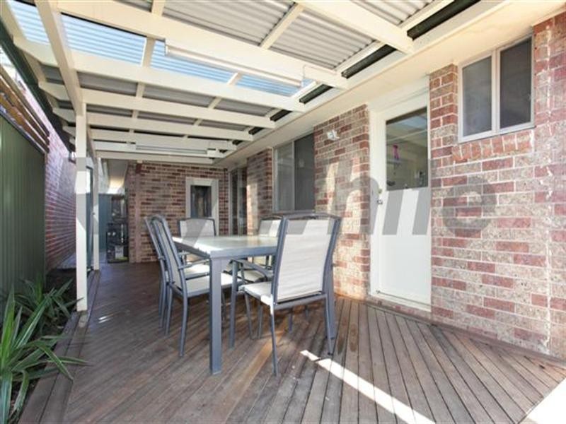 1 Sheoak Place, Glenmore Park NSW 2745