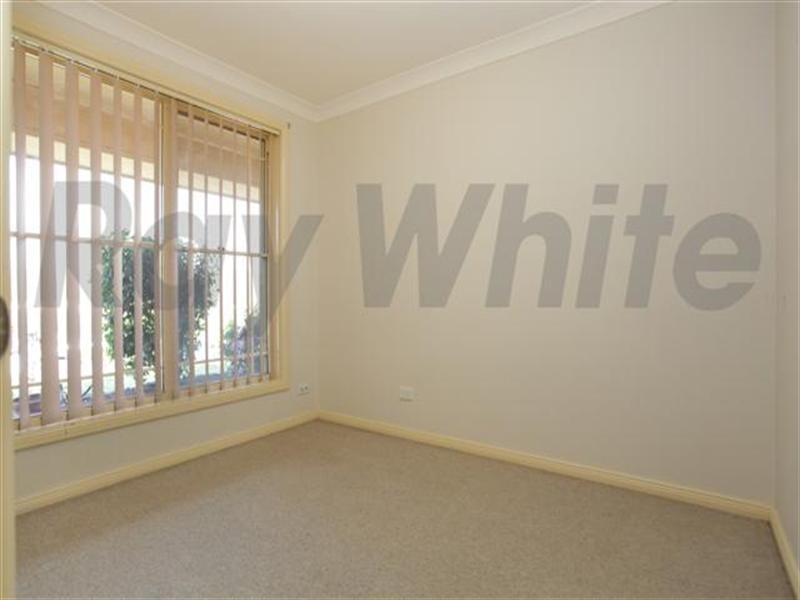 3B Esson Place, Glenmore Park NSW 2745