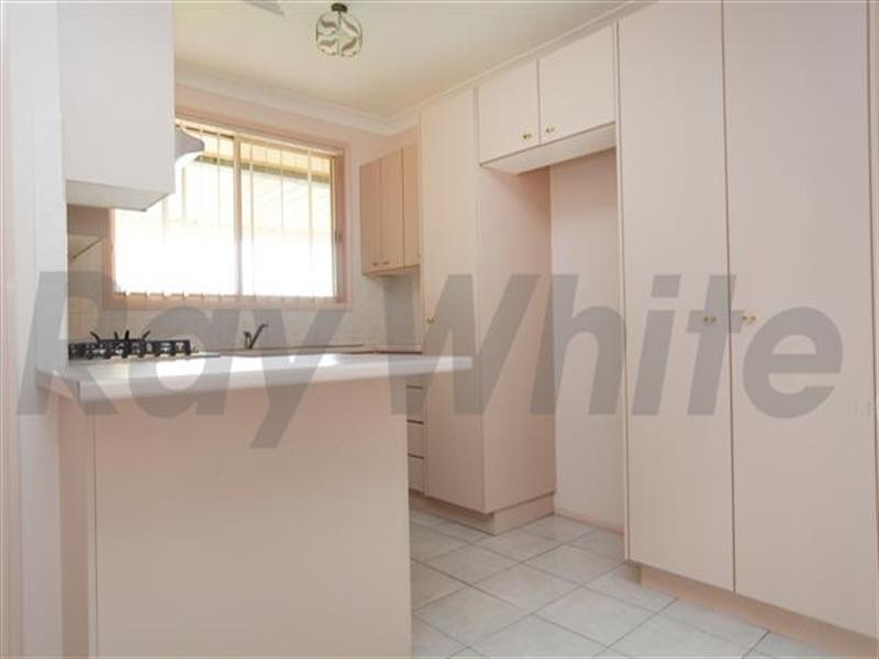 11 Bluewren Close, Glenmore Park NSW 2745