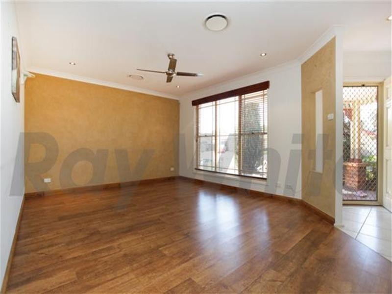 2 Scrubwren Place, Glenmore Park NSW 2745