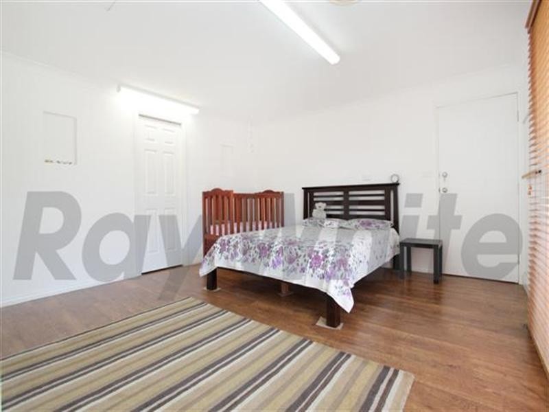 2 Scrubwren Place, Glenmore Park NSW 2745