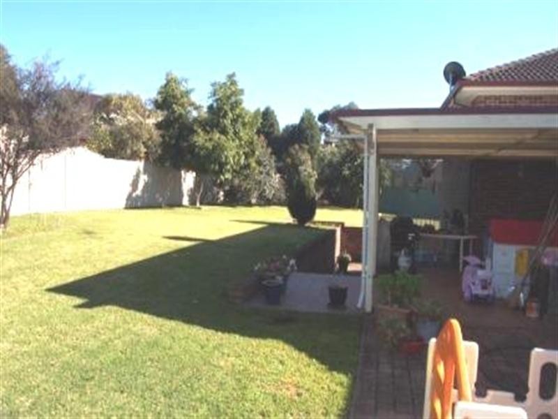 11 Bradyn Place, Glenmore Park NSW 2745