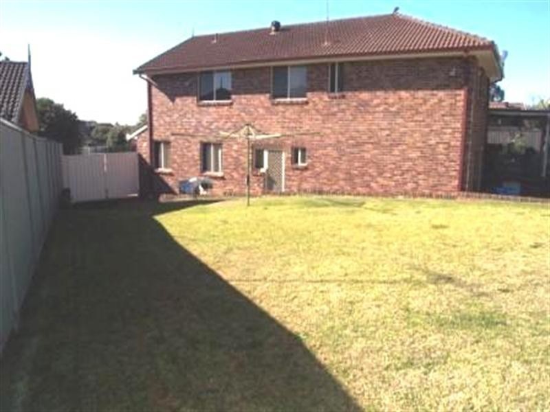 11 Bradyn Place, Glenmore Park NSW 2745