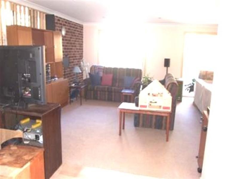 11 Bradyn Place, Glenmore Park NSW 2745