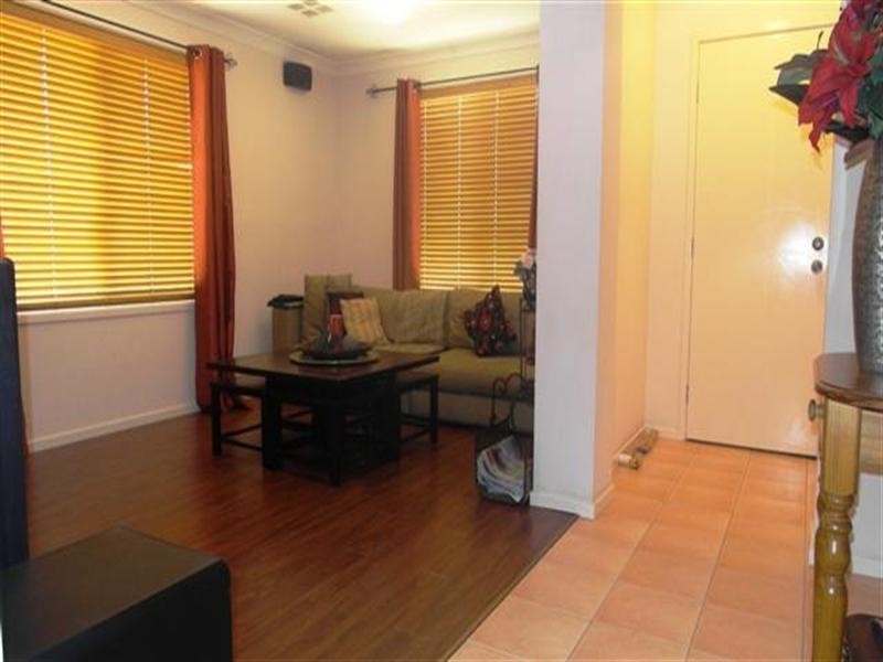 39 Knox Street, Glenmore Park NSW 2745