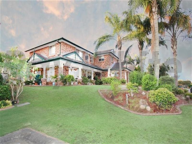 9 Miles Franklin Close, Glenmore Park NSW 2745