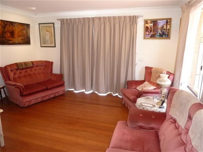 65 Woodlands Drive, Glenmore Park NSW 2745