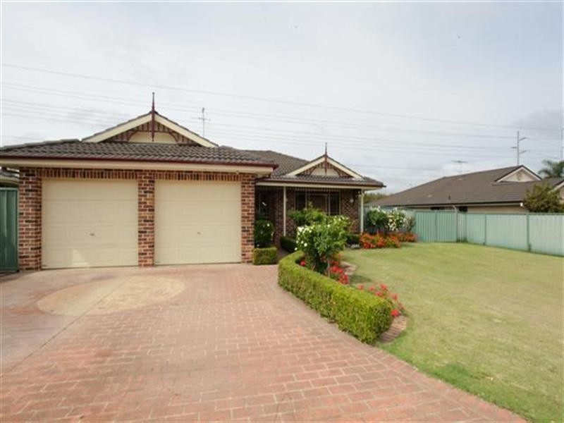 11 Ormonde Close, Glenmore Park NSW 2745