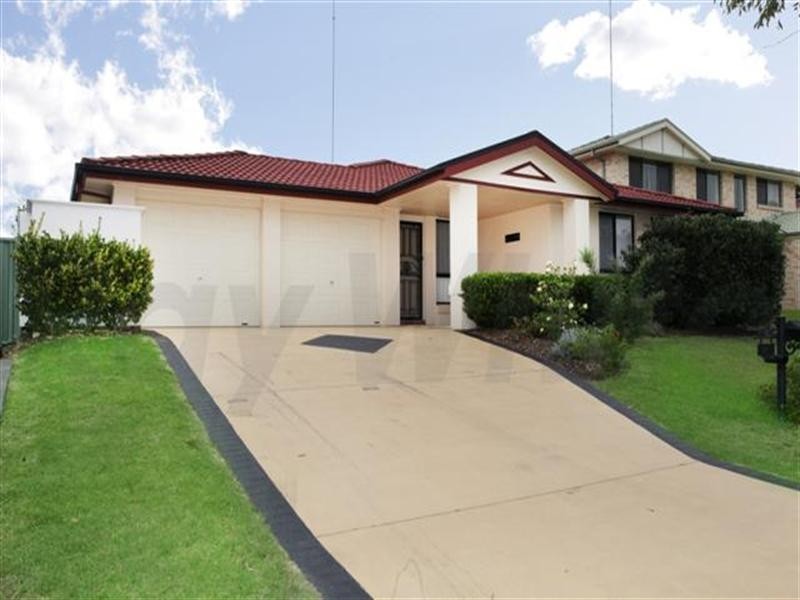 14 Butcherbird Place, Glenmore Park NSW 2745