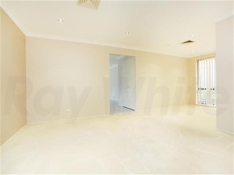 14 Butcherbird Place, Glenmore Park NSW 2745